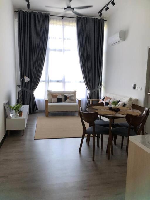 Apartment F Near To Picc